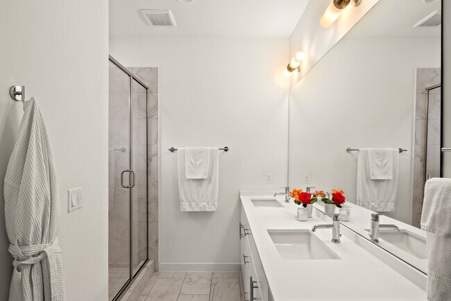 Building Photo - 3109 Aldwyche Dr