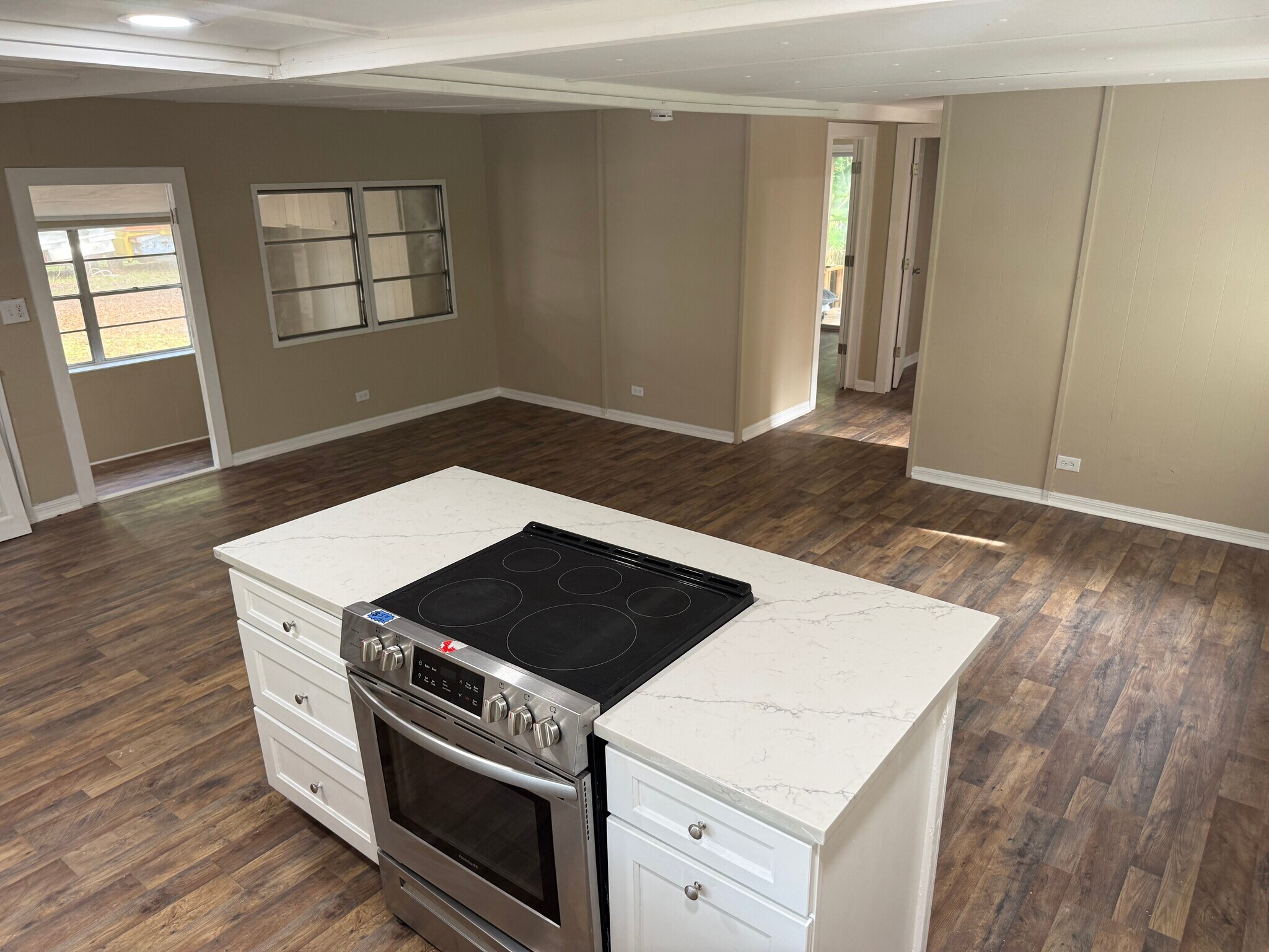 Building Photo - 7545 Necia Dr