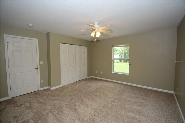 Building Photo - 37 Eton Ln