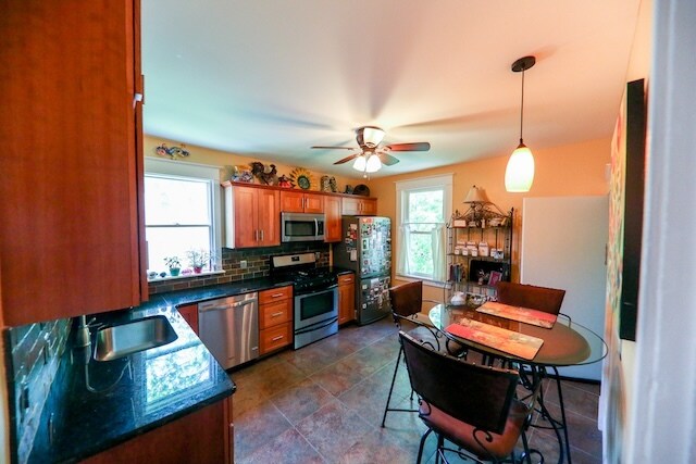 Building Photo - 7229 Moller Ave