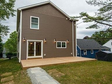 Building Photo - 294 W 2nd St