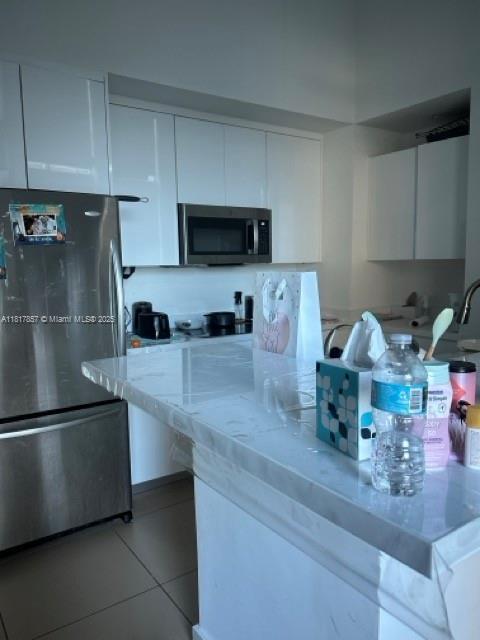 Building Photo - 300 S Biscayne Blvd