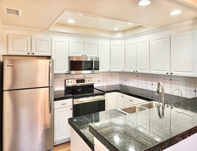 Building Photo - 26316 Los Viveros