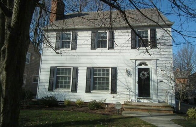 Building Photo - 4185 Silsby Rd