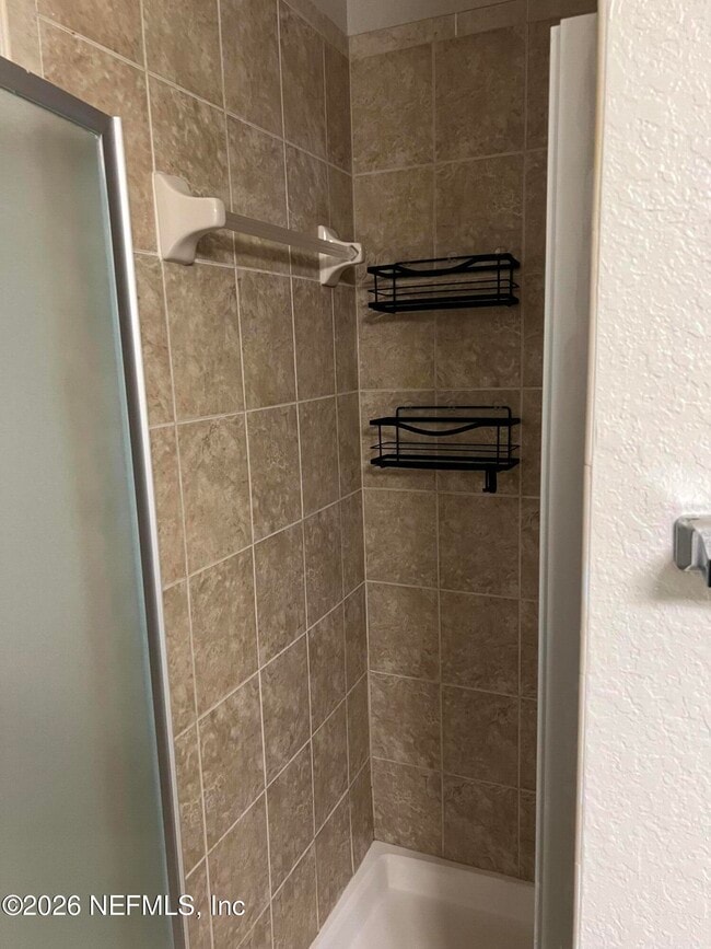 Building Photo - 1001 Monument Rd