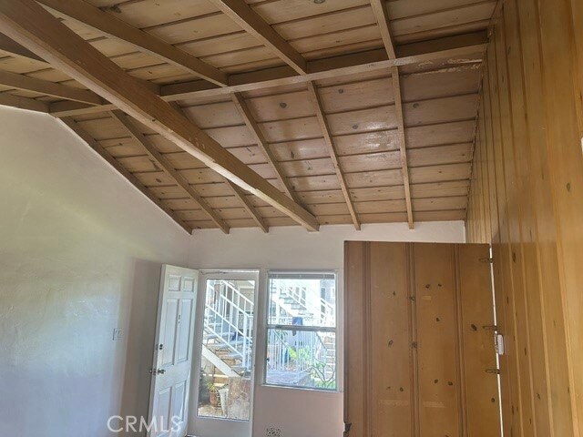 Building Photo - 601 E Chevy Chase Dr