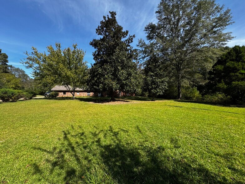 Building Photo - 117 Steed Rd