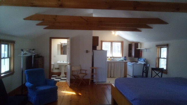 Building Photo - 80 South St