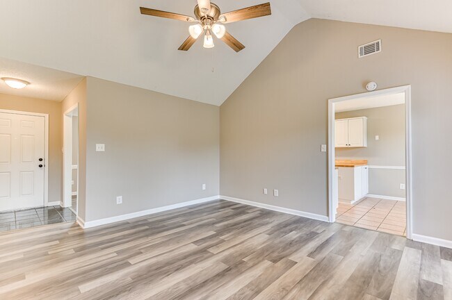 Building Photo - 4416 Hatteras Dr
