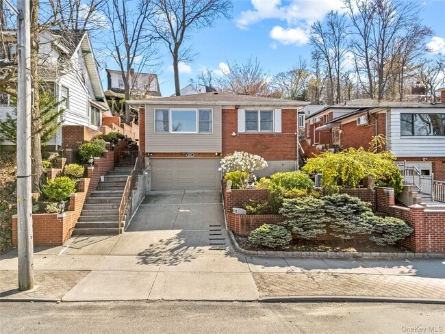 Building Photo - 45-76-76 Browvale Ln