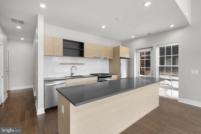 Building Photo - 502 Diamondback Dr