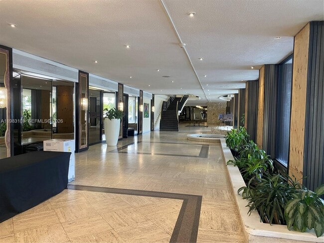 Building Photo - 5555 Collins Ave