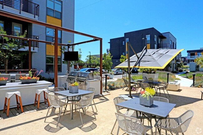 Building Photo - 3645 Haven Ave