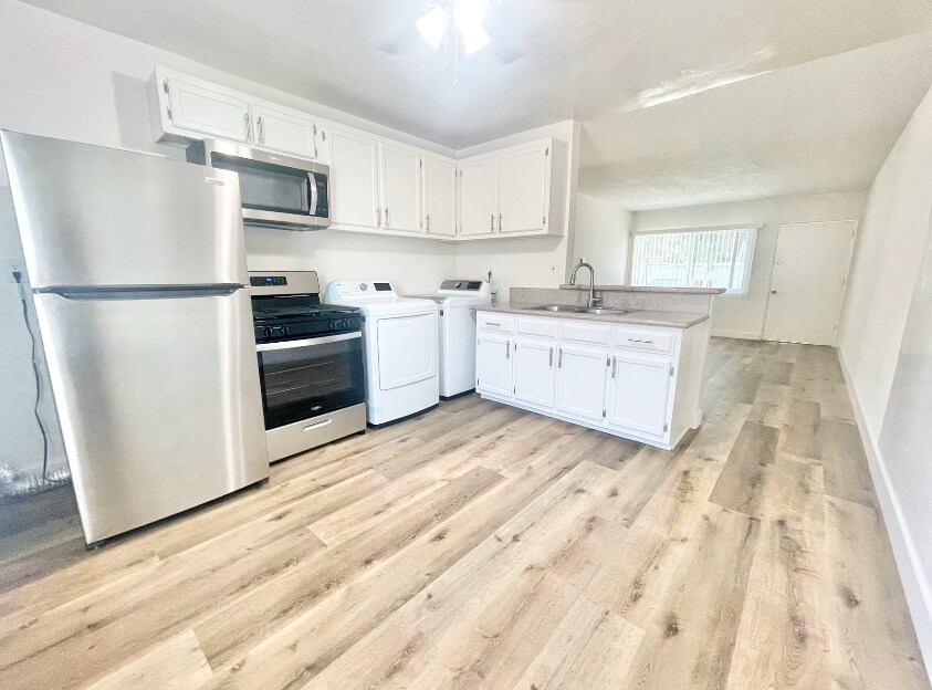 Building Photo - 4341 W 169th St