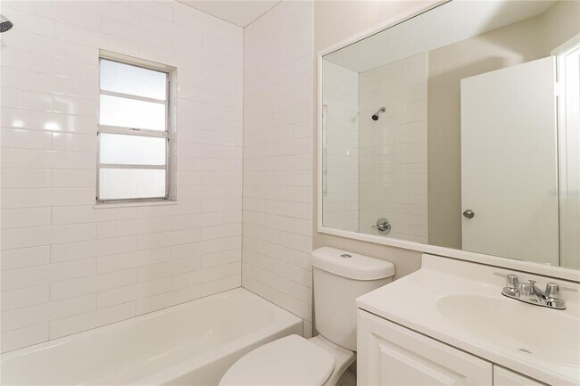 Building Photo - 9059 Dixiana Villa Cir