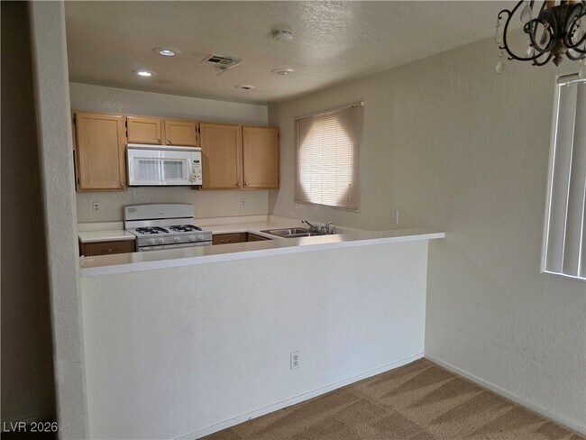 Building Photo - 5018 S Rainbow Blvd