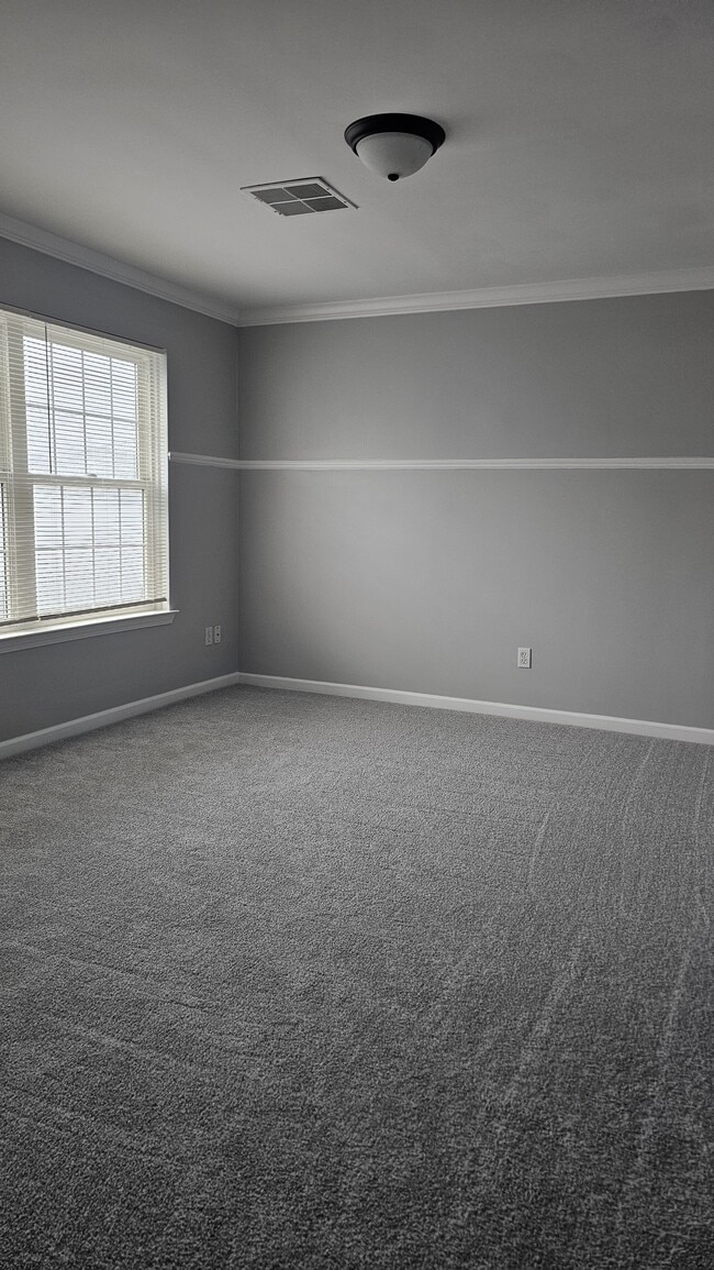 Building Photo - 4046 Kirkway Ct