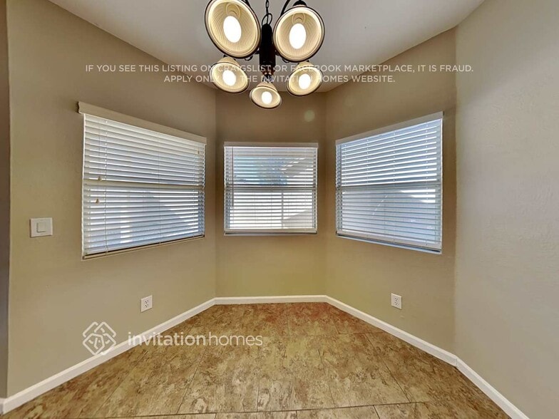 Building Photo - 1822 S 39th St