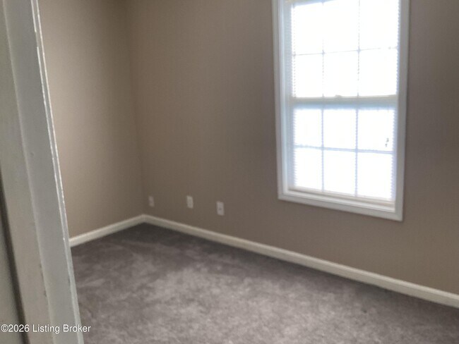 Building Photo - 110 Robert Ct