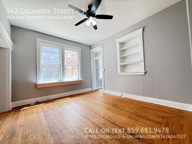 Building Photo - 942 Columbia St