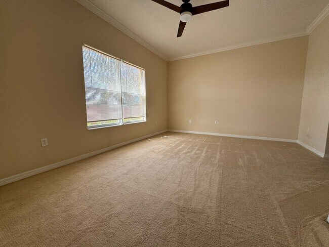 Building Photo - Must see! 2 bed / 3 bath townhouse in Palmetto