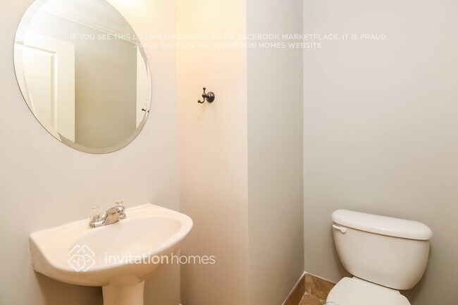 Building Photo - 5718 Verrazano Dr