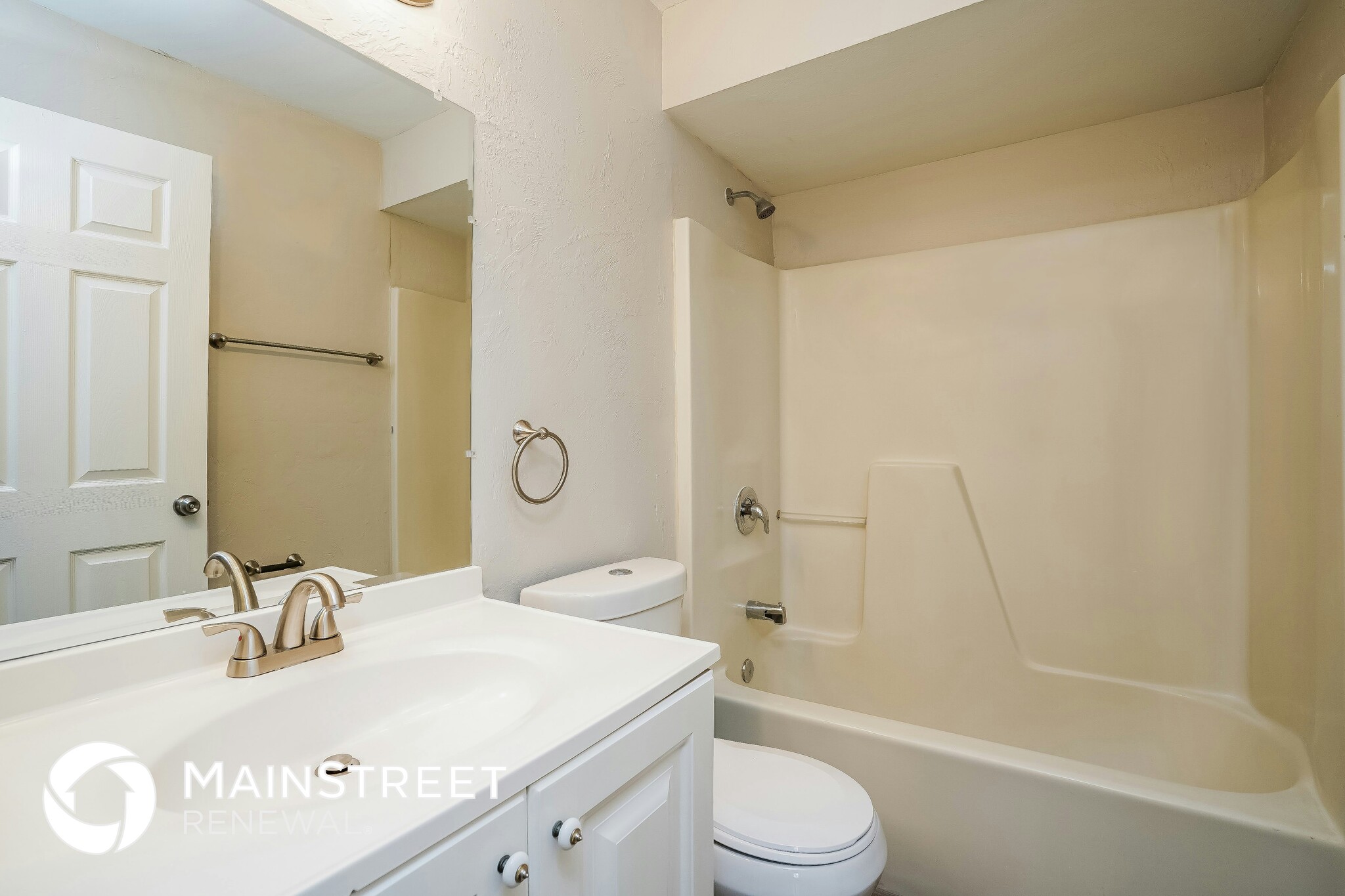 Building Photo - 2044 NE 20th Terrace