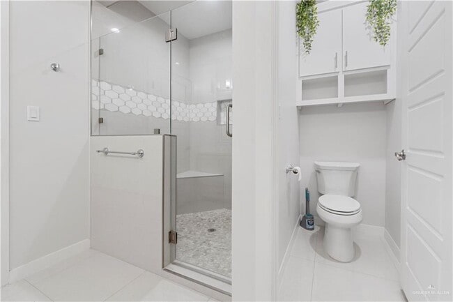 Building Photo - 28 Ozark Ave