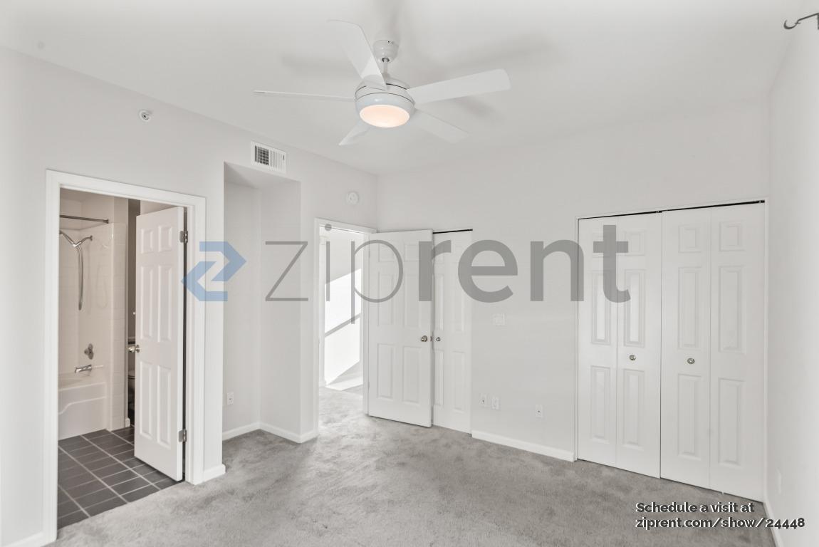 Building Photo - 334 Dunsmuir Terrace