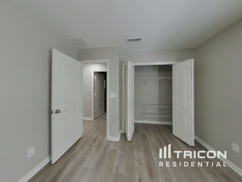 Building Photo - 12331 Cardinal Creek Dr