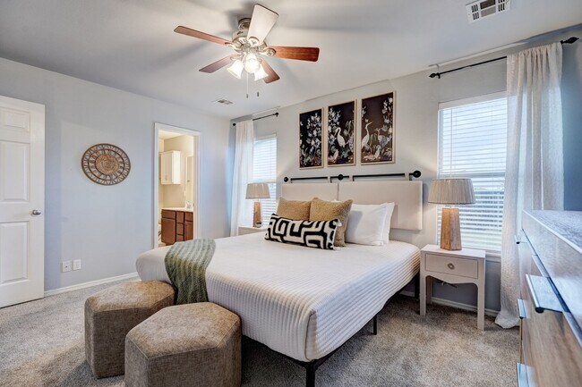 Building Photo - Turnkey Living in Owasso, Stylish Furnished 3-Bed Home with Pond & 2-Car Garage!