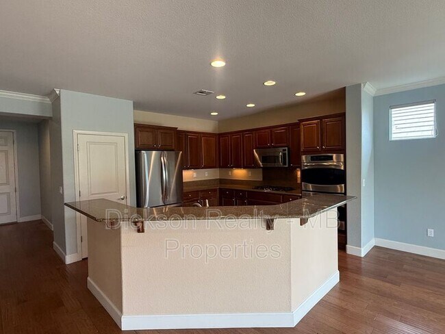 Building Photo - 1265 Walking Stick Way