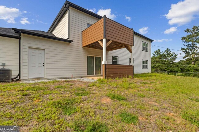 Building Photo - 1275 Riverside Rd