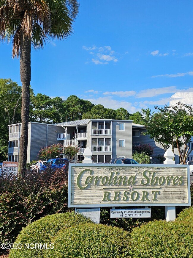 Building Photo - 10168 Beach Dr SW