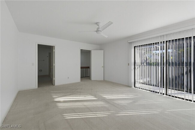 Building Photo - 514 11th Ave S