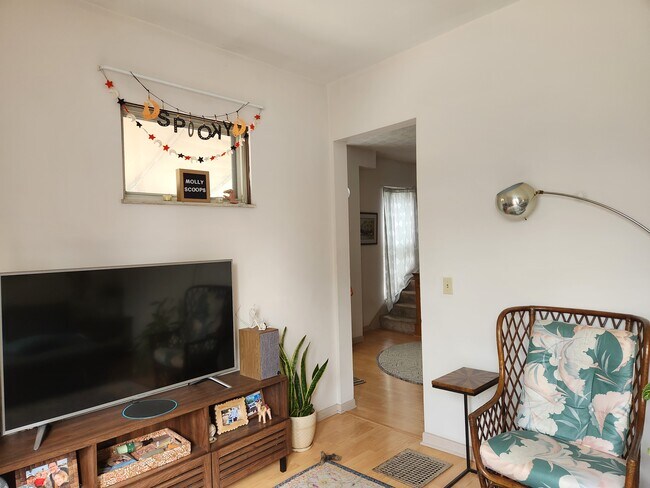 Living Room - 224 W 3rd Ave