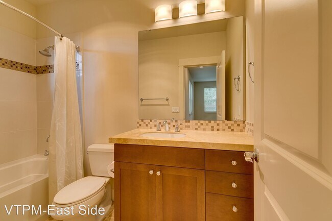 Building Photo - 8531 Avondale Rd NE