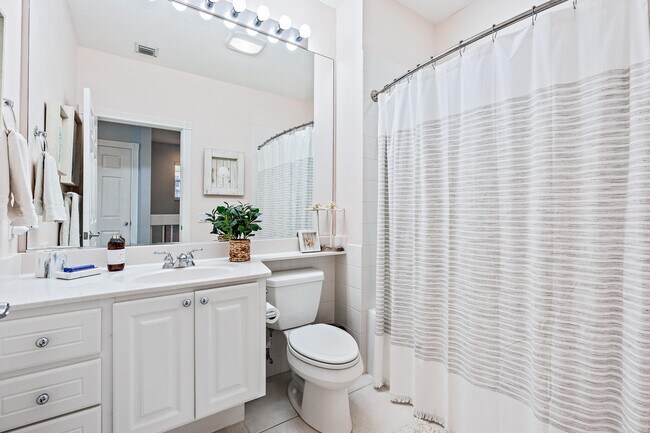 Building Photo - 116 Caravelle Dr