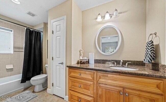 Building Photo - 400 14th Ave N