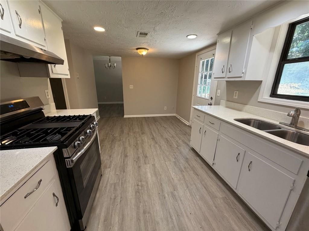 Building Photo - 1386 Williamsburg Ln