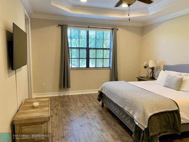Building Photo - 128 Riverwalk Cir
