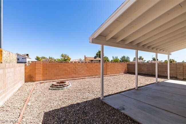 Building Photo - 1109 Torington Dr