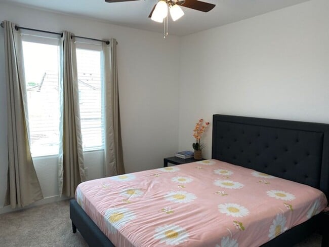 Building Photo - $2,350 Bullard & Leonard, Descanso Ave, Cl...