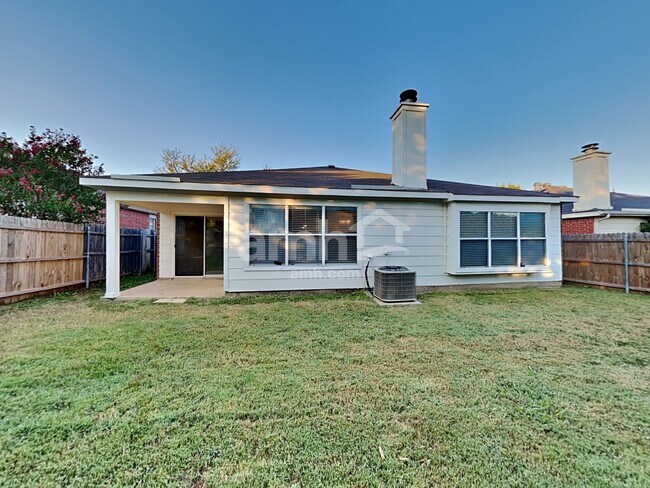 Building Photo - 1420 Mosscreek Dr