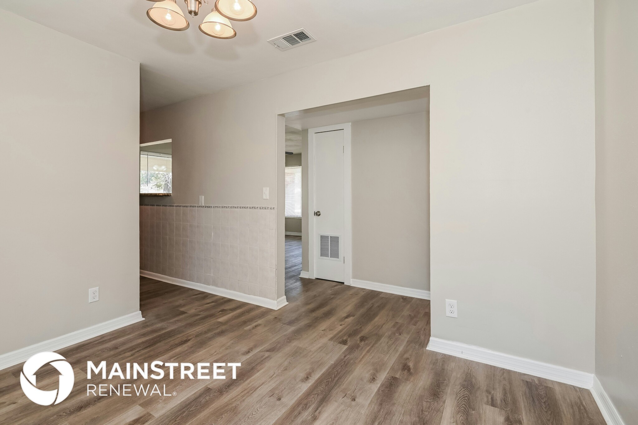 Building Photo - 4602 Anvers Blvd