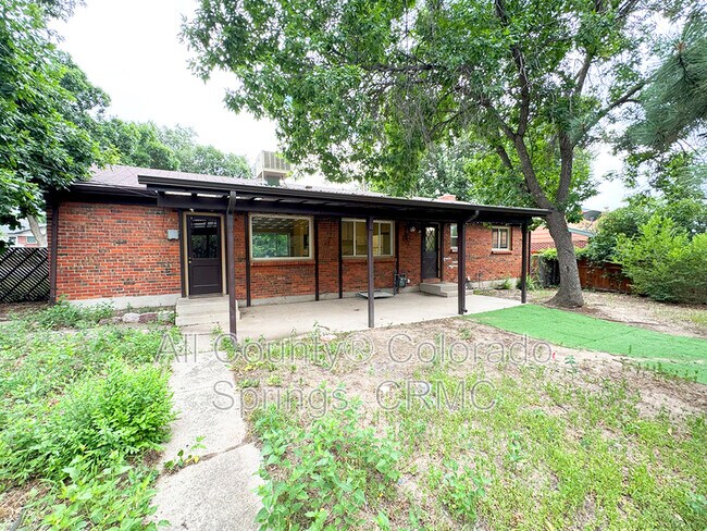Building Photo - 2122 Meyers Ave