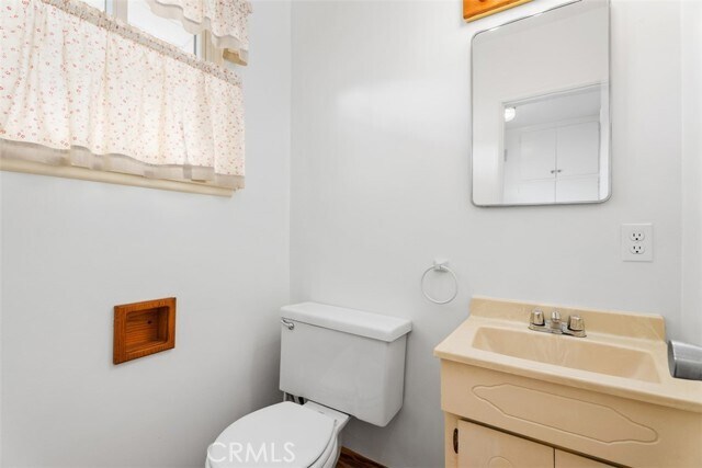 Building Photo - 13592 Saigon Ln