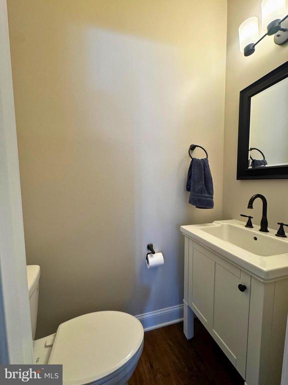 Building Photo - 45713 Paddington Station Terrace