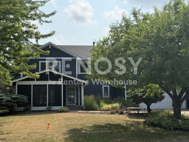 Building Photo - Available August 3rd 3 Bedroom 2.5 Bath Single Family Home in Prior Lake