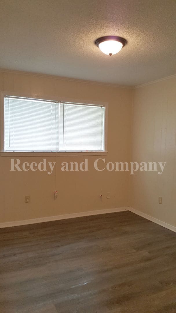 Building Photo - 3790 Jasmine Dr